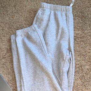 Gray sweatpants size medium